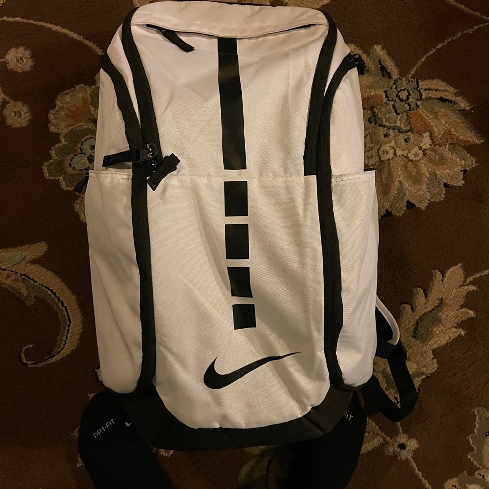 Nike elite basketball bag